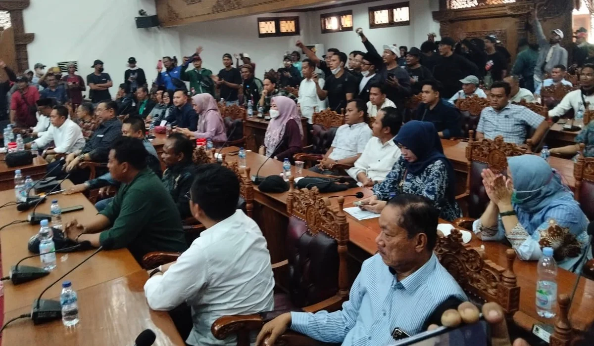 DPRD-Kabupaten-Pati-Bentuk-Panitia-Khusus-Pemakzulan