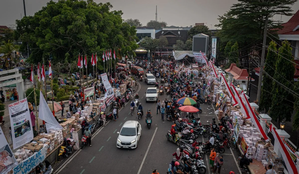Demo-di-Pati-Hari-Ini-Memanas-Akibat-Kebijakan-Kontroversial-Bupati-Sudewo
