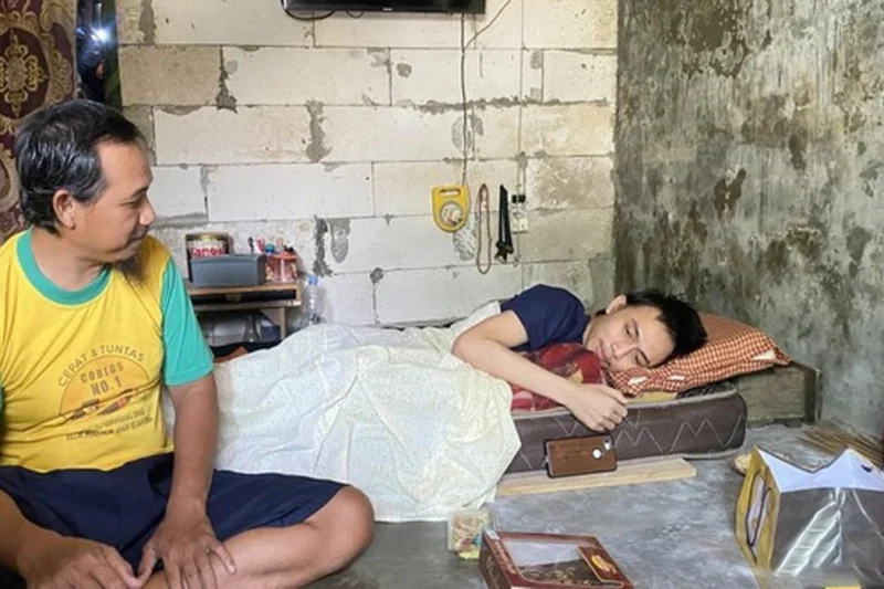 Kisah Pilu Operator Semarang, Kecelakaan Kerja dan Lumpuh Kisah Pilu Operator Semarang, Kecelakaan Kerja dan Lumpuh
