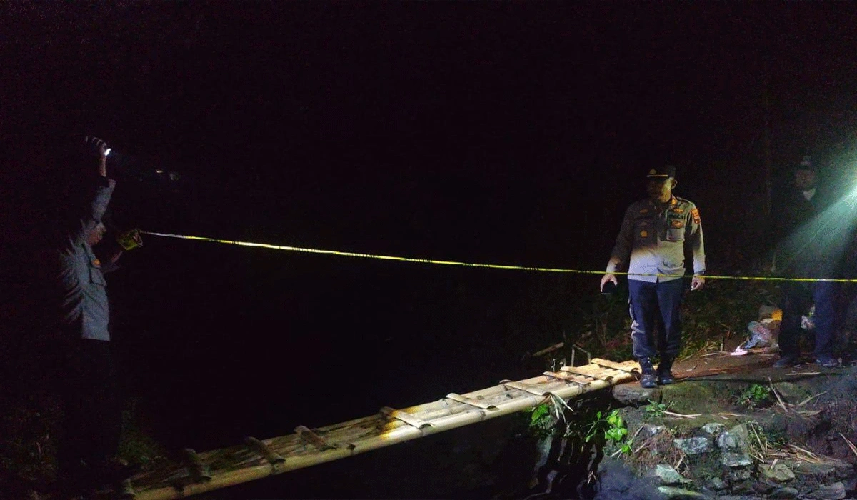Tragedi di Semarang, Balita Tewas Terseret Arus Saat Berusaha Ambil Sandal Hanyut