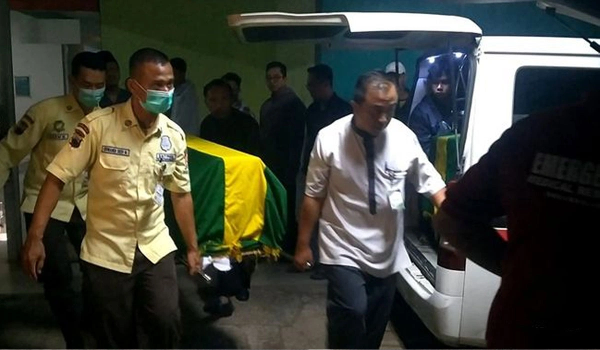 Pengiriman Jenazah ke Semarang