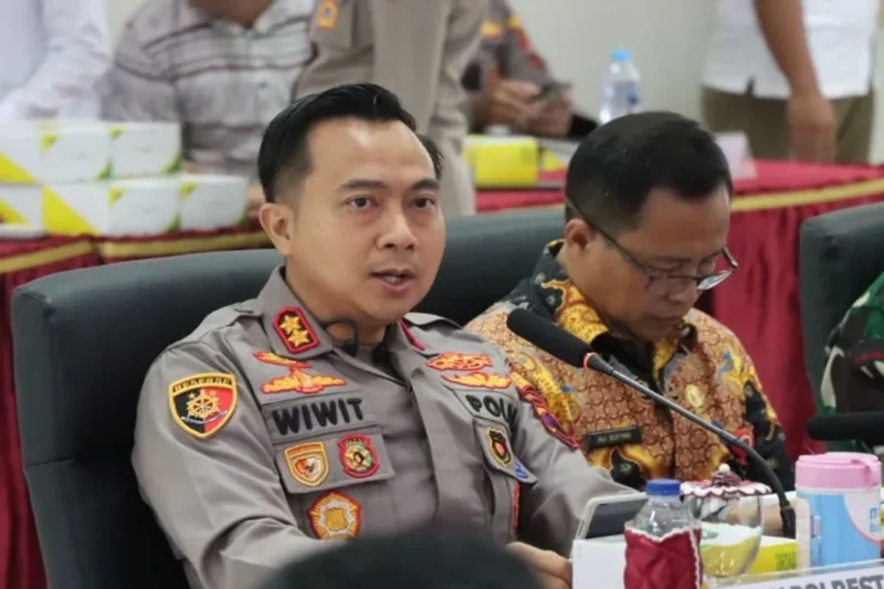 Polrestabes Semarang Kawal Kelayakan Makanan Program MBG Polrestabes Semarang Kawal Kelayakan Makanan Program MBG