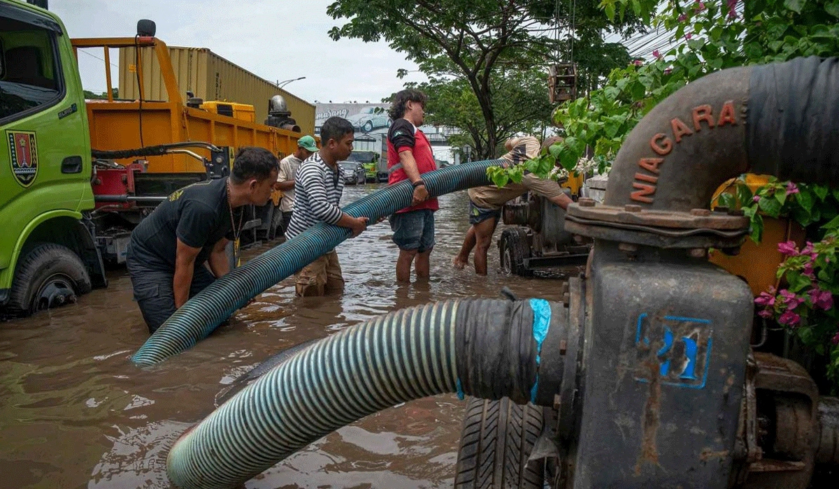 Semarang-Maksimalkan-25-Pompa-Untuk-Atasi-Banjir
