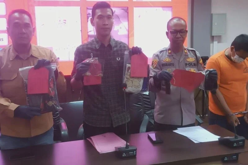 Terkuak! Begini Duduk Perkara Nasabah Habisi Nyawa Bos Gadai Semarang Terkuak! Begini Duduk Perkara Nasabah Habisi Nyawa Bos Gadai Semarang