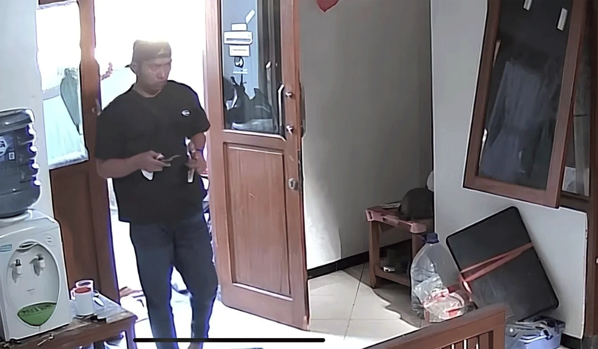 Pencurian Di Kos Mahasiswa S2 Undip Semarang, Yamaha NMAX Dan HP Raib