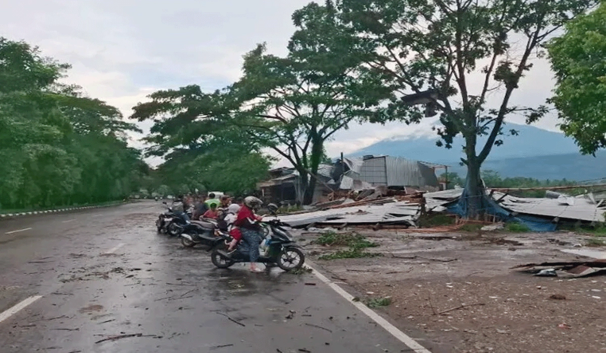 Rumah Warga Semarang Rusak Akibat Bencana